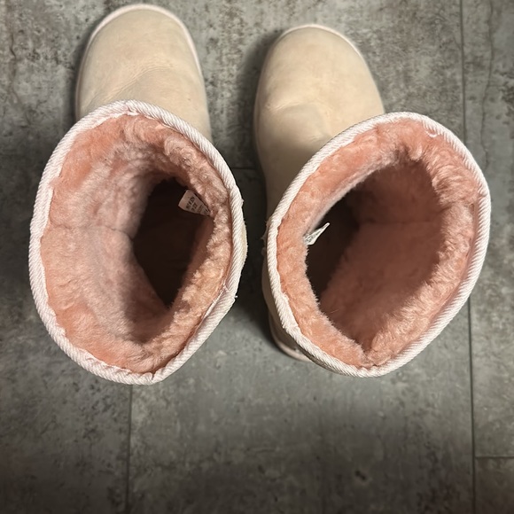 Pink Ugg Boots - Picture 5 of 5